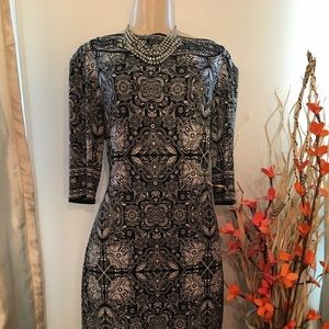 NWOT Stylish and shapely B&W Size M